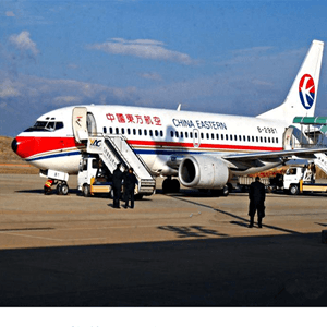 青岛胶东机场托运航空快运业稳步发展的原因是什么？